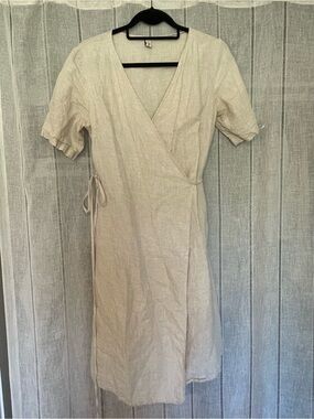 Women’s Cream Wrap Midi Dress